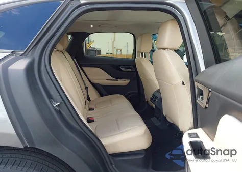 2018 Jaguar F-Pace 25T Premium from USA, damaged, VIN SADCJ2FXXJA255667